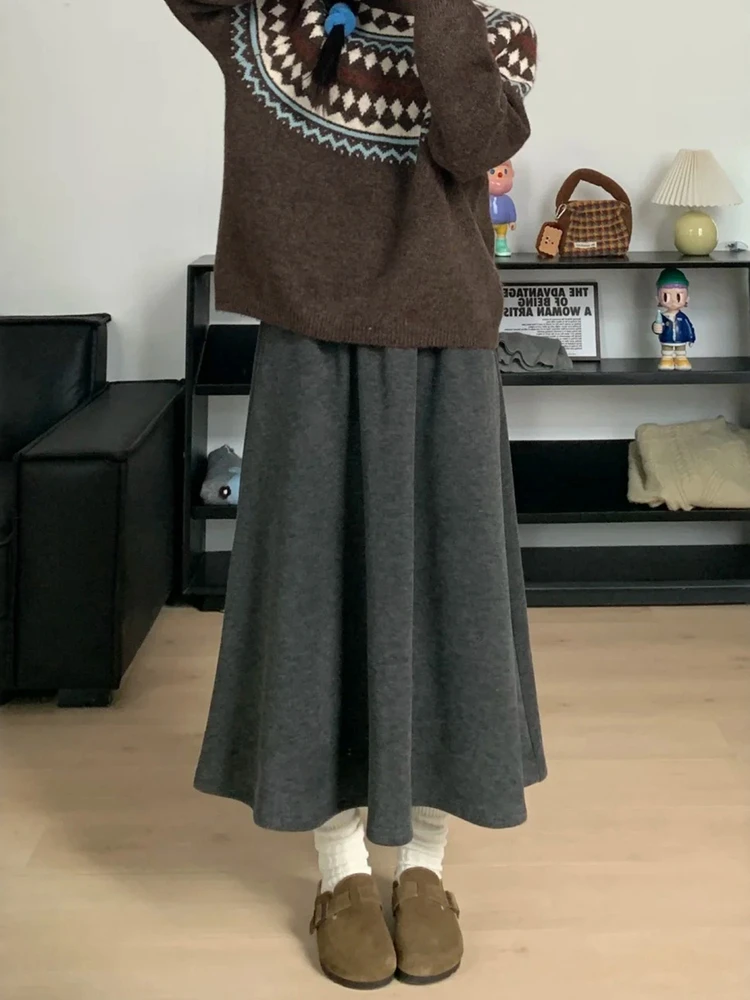 Gray A-Line Midi Skirt Pleated Hip Covering Pear Shape Body High Waist Large Size Women's Gauzy Skirt Winter Collection view 4