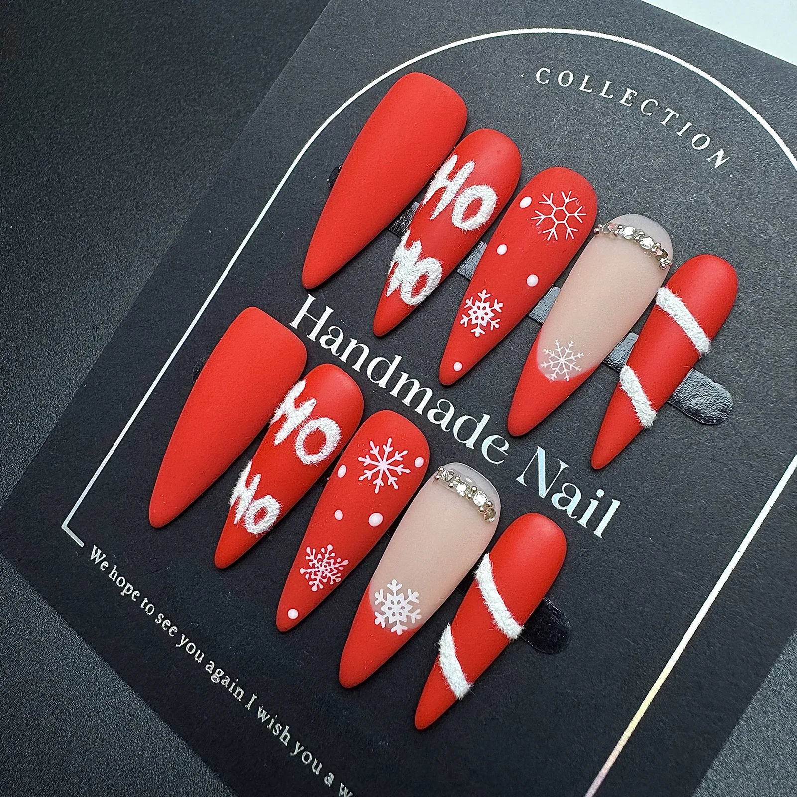 10 قطعة عيد الميلاد الأحمر طويل وأشار الصحافة على الأظافر اليدوية يمكن ارتداؤها ندفة الثلج HO HO مطبوعة وهمية مسمار نصائح الفرنسية أظافر صناعية التصحيح