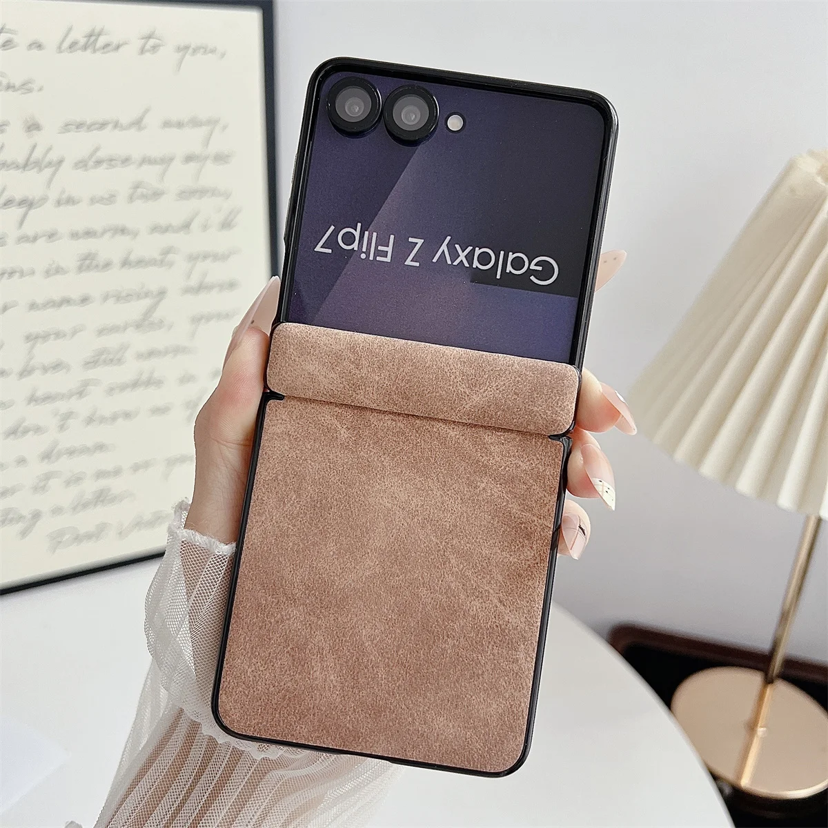 Für Galaxy Z Flip 7 Luxuriöse Lammleder-Handyhülle für Samsung Galaxy Z Flip 7 Flip7 Stoßfeste Scharnier-Schutzhülle