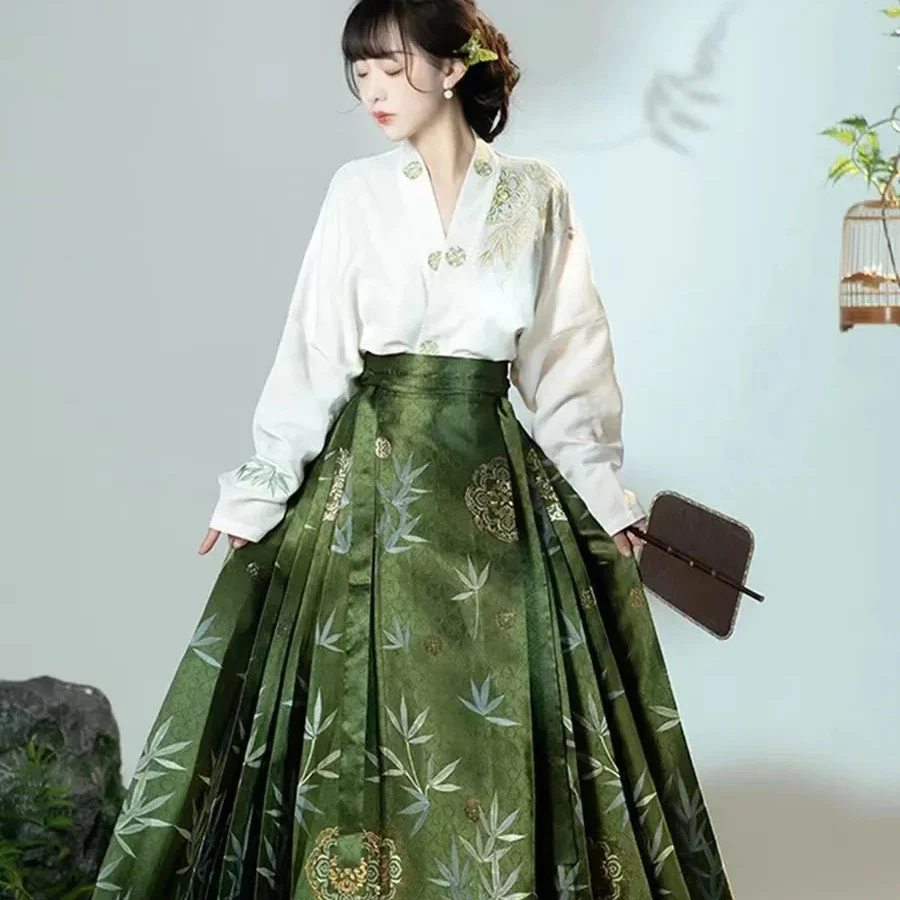 กระโปรง Hanfu แบบดั้งเดิมชุดสไตล์จีนกระโปรงทอสีทองแบบเข้าหน้าม้ากระโปรงเสื้อกั๊กชุดเดรสแบบจีน