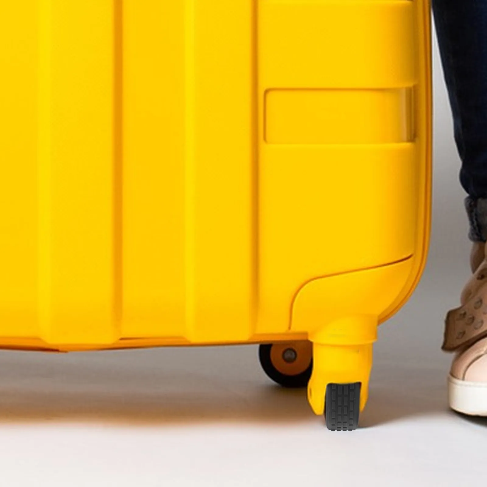 

8Pcs Luggage Wheel Protector Covers Durable Silicone Anti Slip Travel Luggage Wheels Replacement Cover Noise Reduction