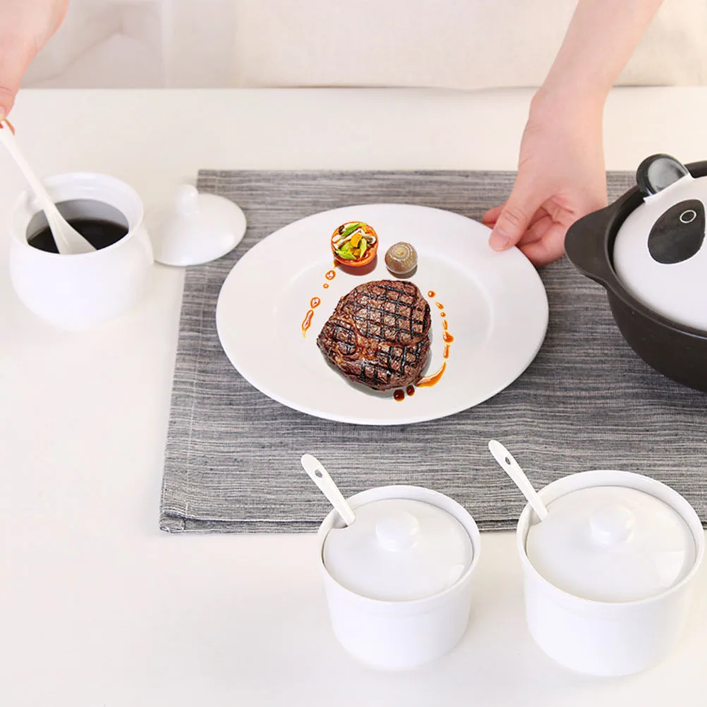 

1Set Ceramic Seasoning Jar Home Salt Pepper Spice Container Kitchen Storage Canister Compact Practical Gift Salt Container