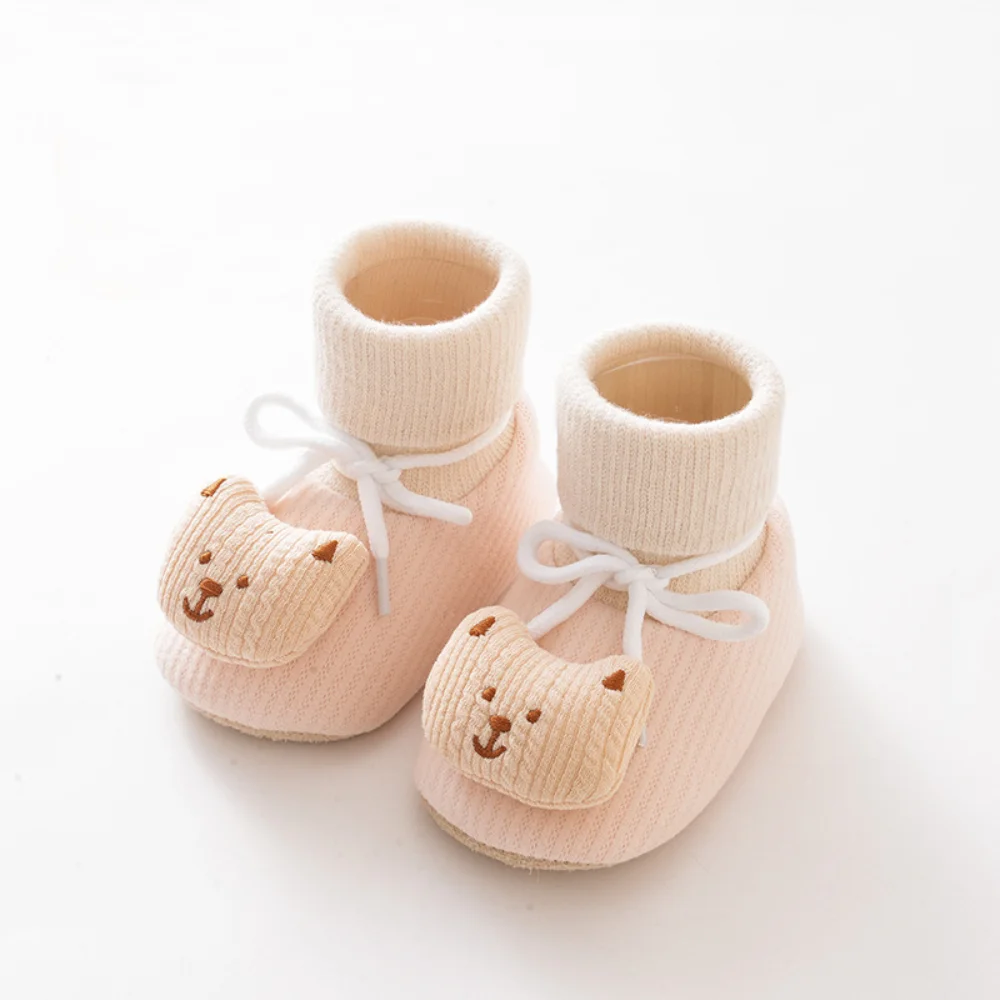 High Quality Non-Slip Shoes for Newborn Babies Cotton Cartoon Doll Design Toddler Shoes Soft Sole Cute Baby Moccasins