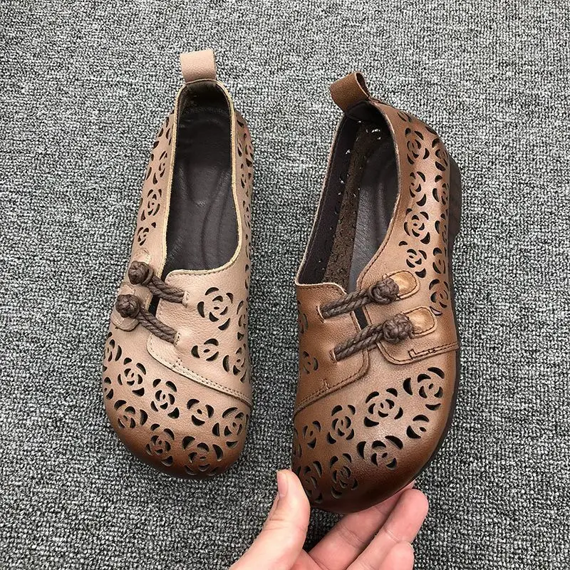 2024 Newly Square Toe Women's Flats Designer Cutout Shoes Ladies Wide Fit Soft Leather Moccasins Female Driving Sneakers