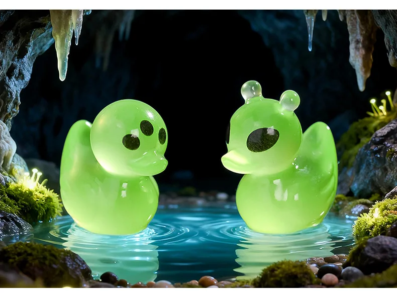 10-30Pcs Green Resin Mini Alien Cat Miniatures Home Decor Alien Duck Figurines for DIY Doll House Desk Fairy Garden Decor