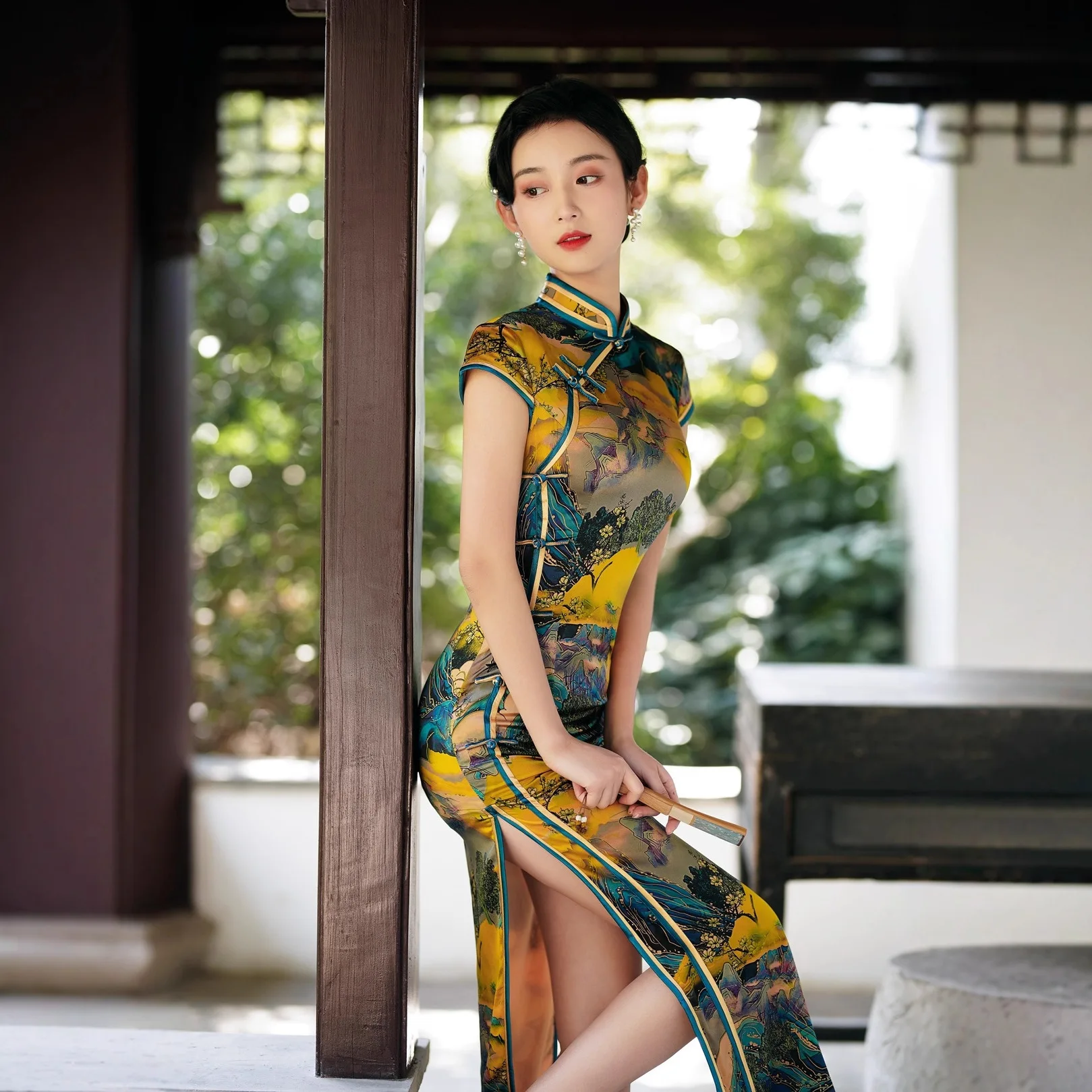 

Silk Chinese Floral Traditional Vintage Modern Cheongsam Qipao Women's High-Grade Yellow Suzhou Retro Improved Catwalk Long