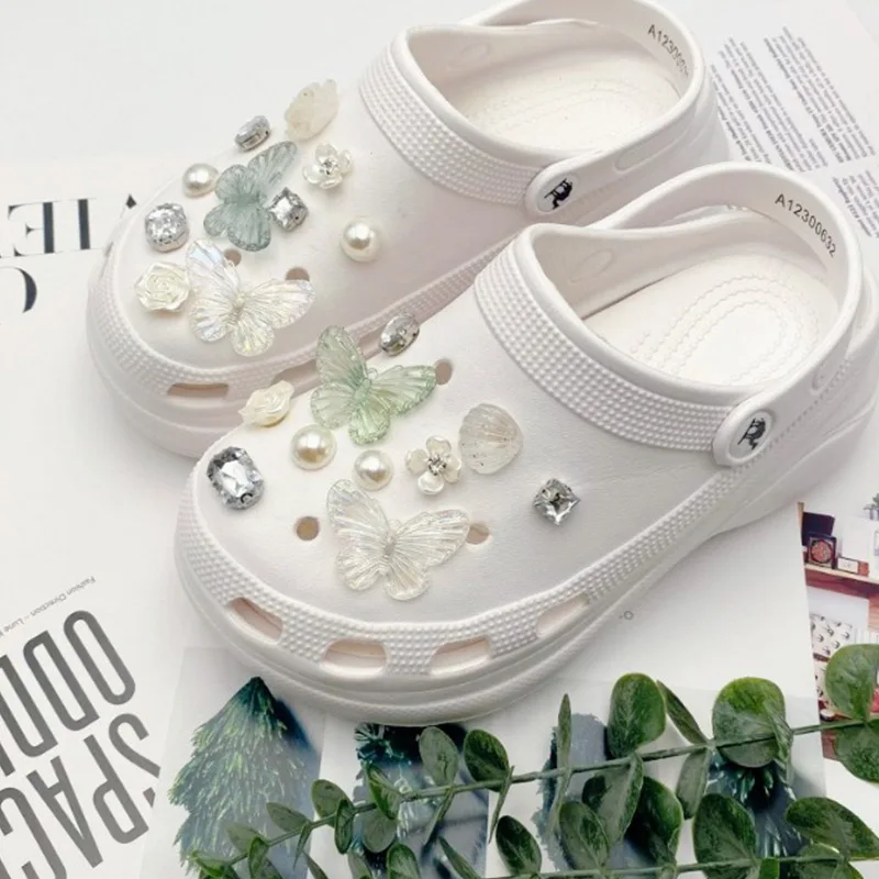 19Pcs Fashion Shoe Charms Set for Sandals Clogs Pins DIY Accessories Green Butterfly Shoes Buckle Decorations for Women Gift
