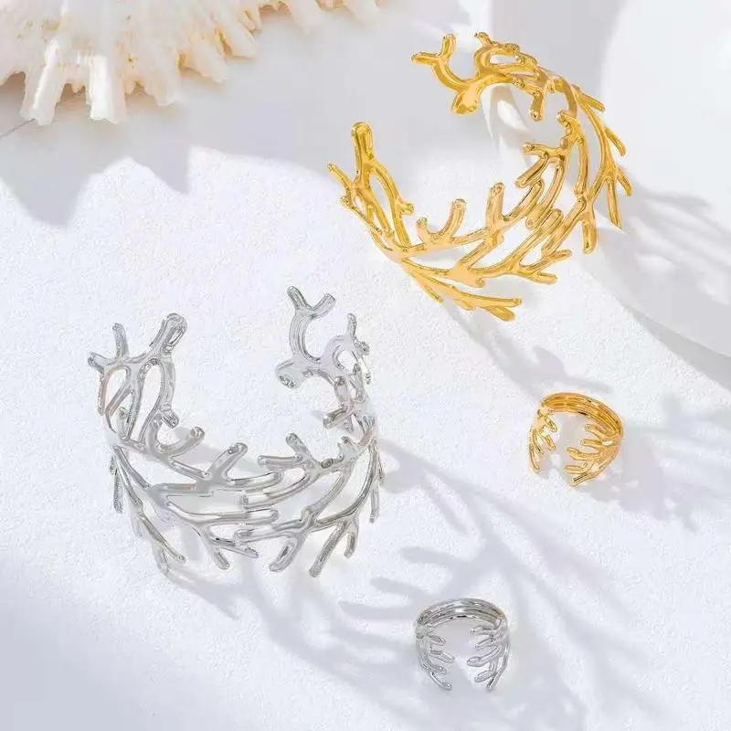 New 2 PCS Gold Coral Branch Design Bangle And Ring Set Polished Finish For Party Date Daily Wear