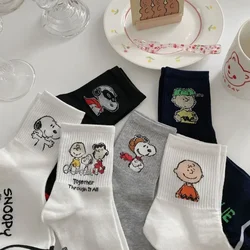 Anime Snoopy Mid Tube Socks Cotton Cute Women Sports Breathable Girls Fashion Cartoon Students Black White Skateboarding Socks