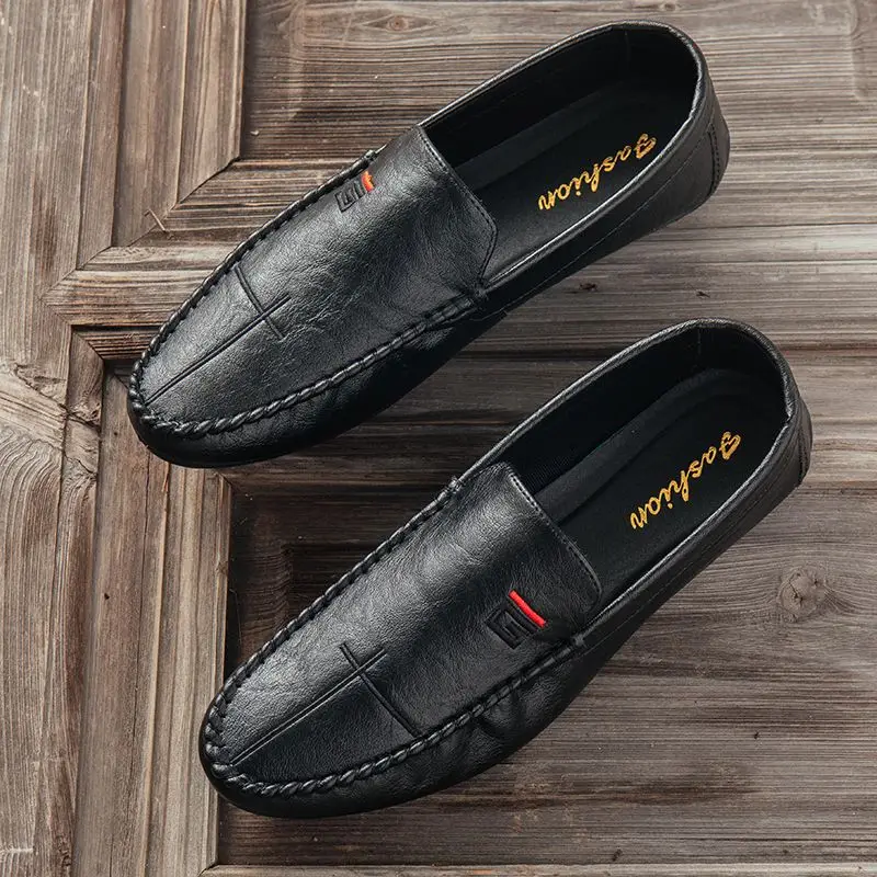 2026 New Spring Summer Men Korean Driving Loafers Slip on Casual Leather Shoes Trendy Fashion Footwear