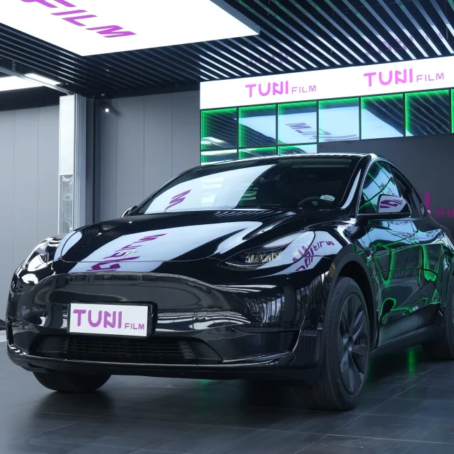 8.5mil 215μm مسعور ذاتي الشفاء ومضاد للبقع من مادة TPU، Covestro Vehicle PPF مع ضمان 8 سنوات للمثبتين