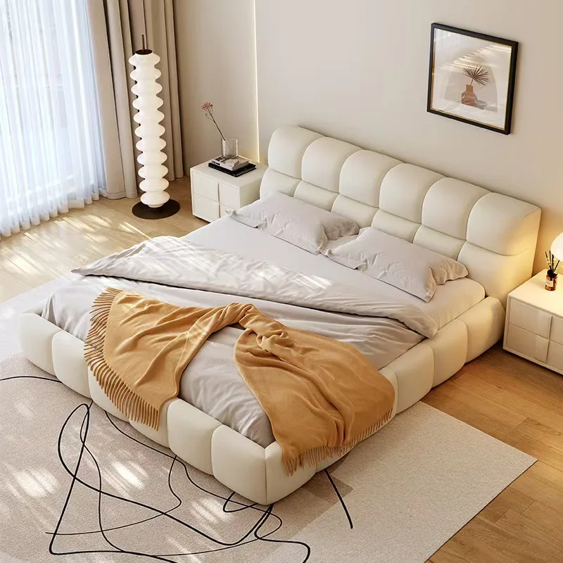 Cama con plataforma tapizada elegante y suave con cabecero de lujo y estructura de madera, ¡promoción de ventas!