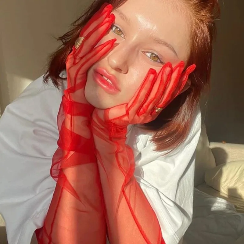 เทศกาลสตรีสีสันยาวซาตินโปร่งใสถุงมือนิ้วมือสีดําสีขาวสีแดงเซ็กซี่ Dance Party Theme ฮาโลวีน