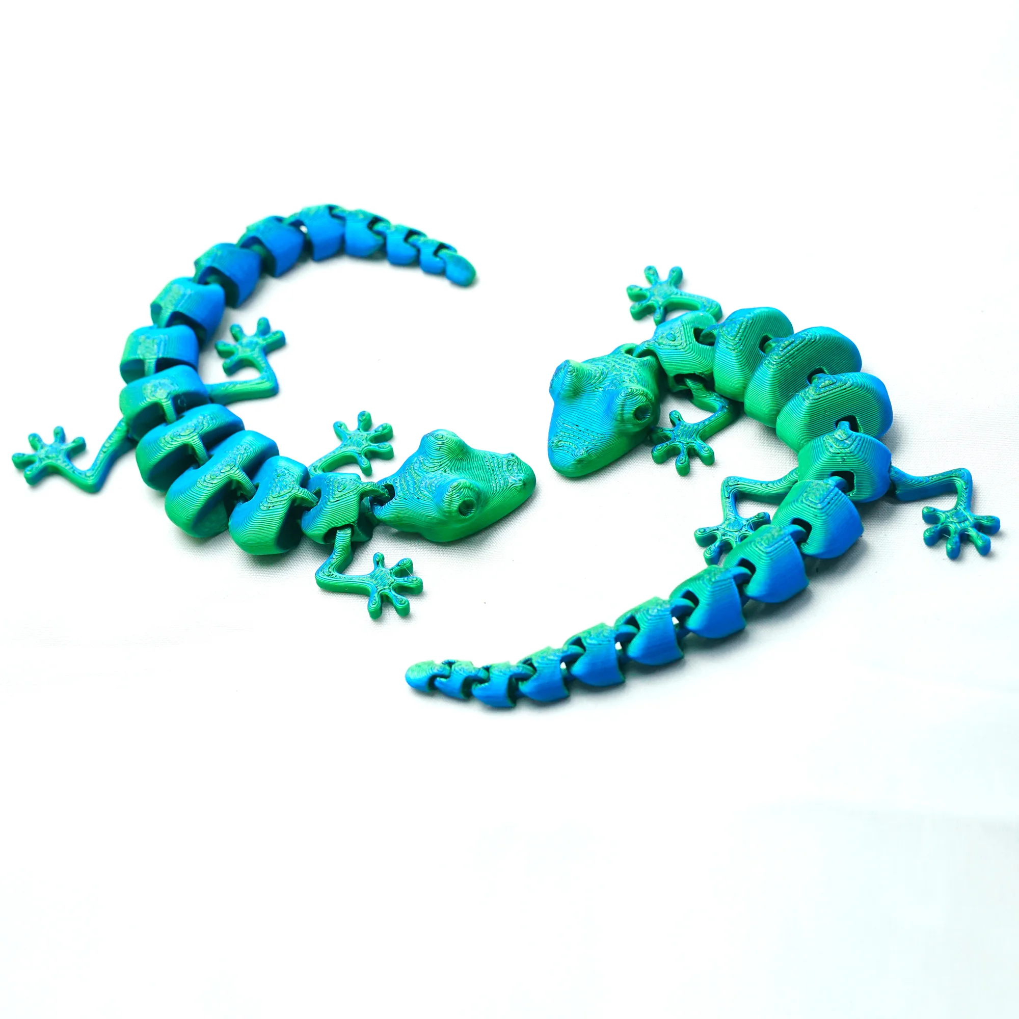 3D printed gecko animal toys, home rooms, car decorations, tabletop decorations, and joints for free movement