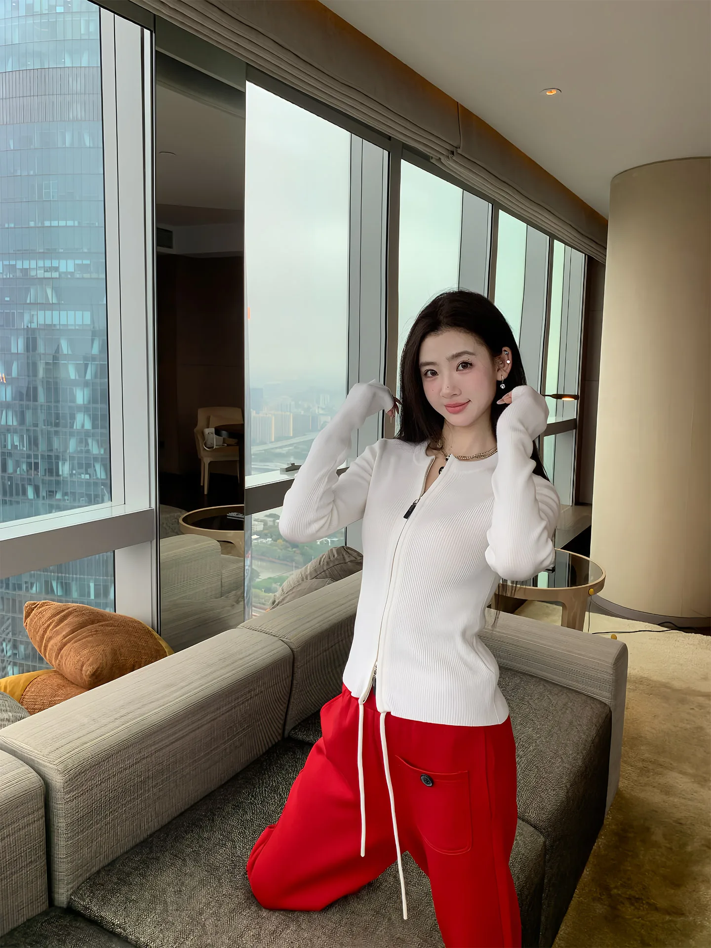 

Белый вязаный кардиган на молнии с длинными рукавами для женщин, приталенный, с защитой от солнца, на двойной молнии, модная верхняя одежда для весны