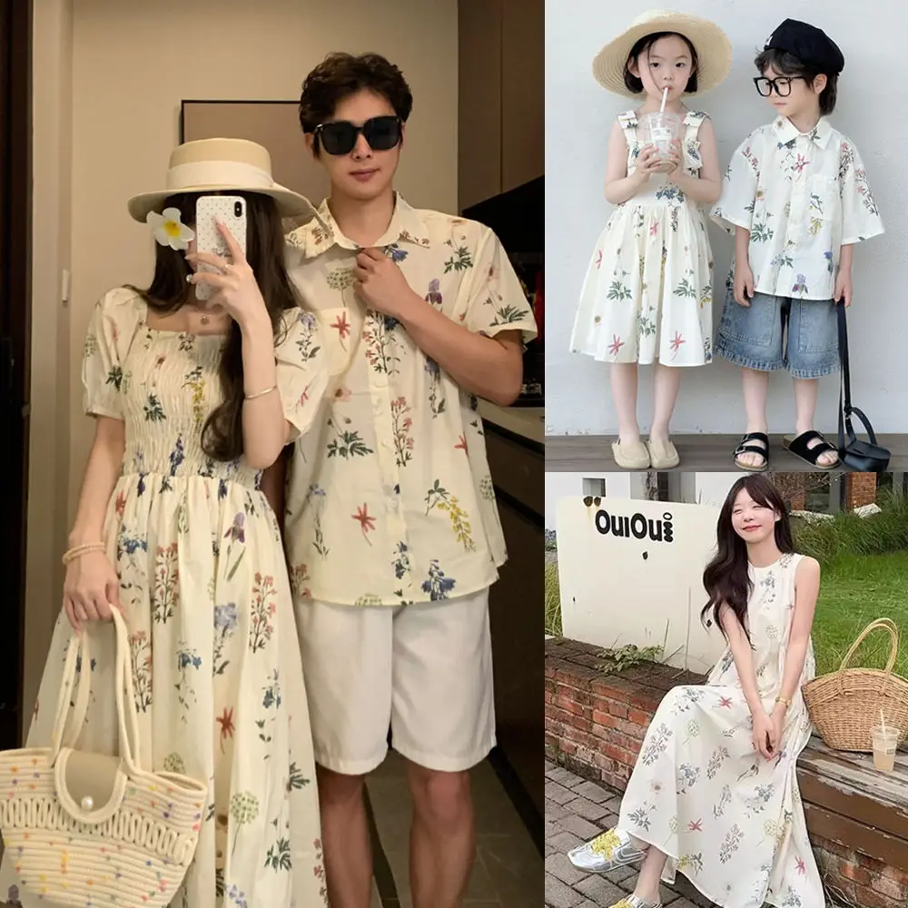 

Летние семейные комплекты одежды 2026: 3 предмета – платья для мамы и дочки, рубашки с цветочным принтом для папы и сына. Семейный образ для пляжного отдыха.