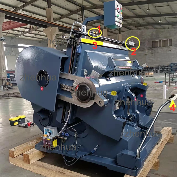 Máquina manual de corte e vinco de papel