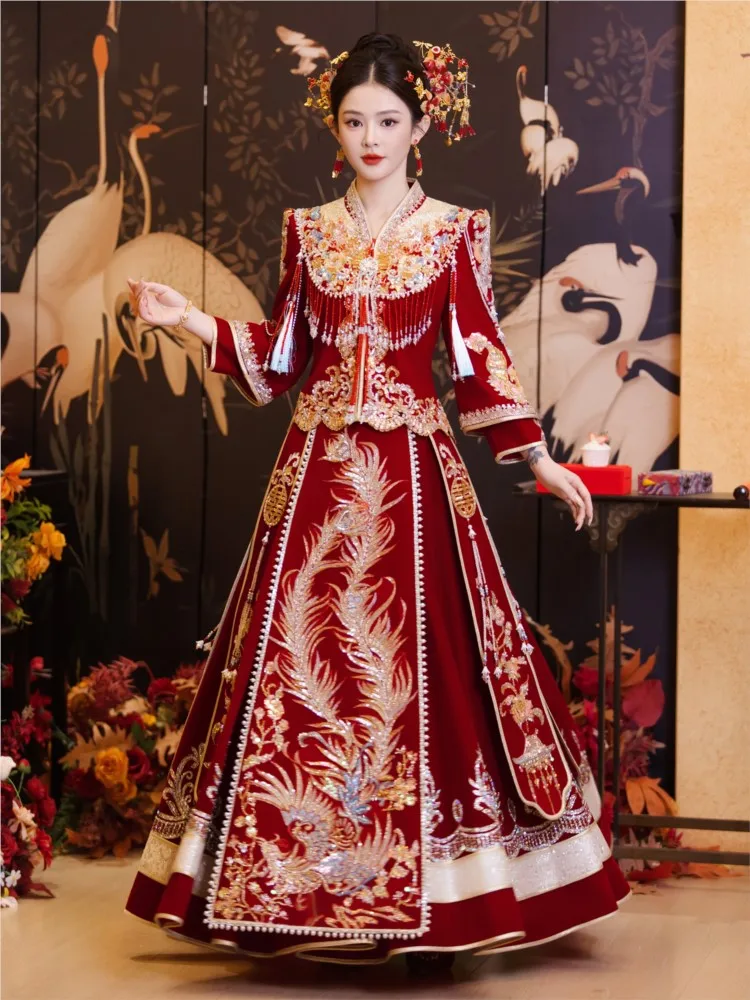 

Velvet wedding dress new dragon and phoenix gown bride's pick-up going out Chinese-style heavy industry
