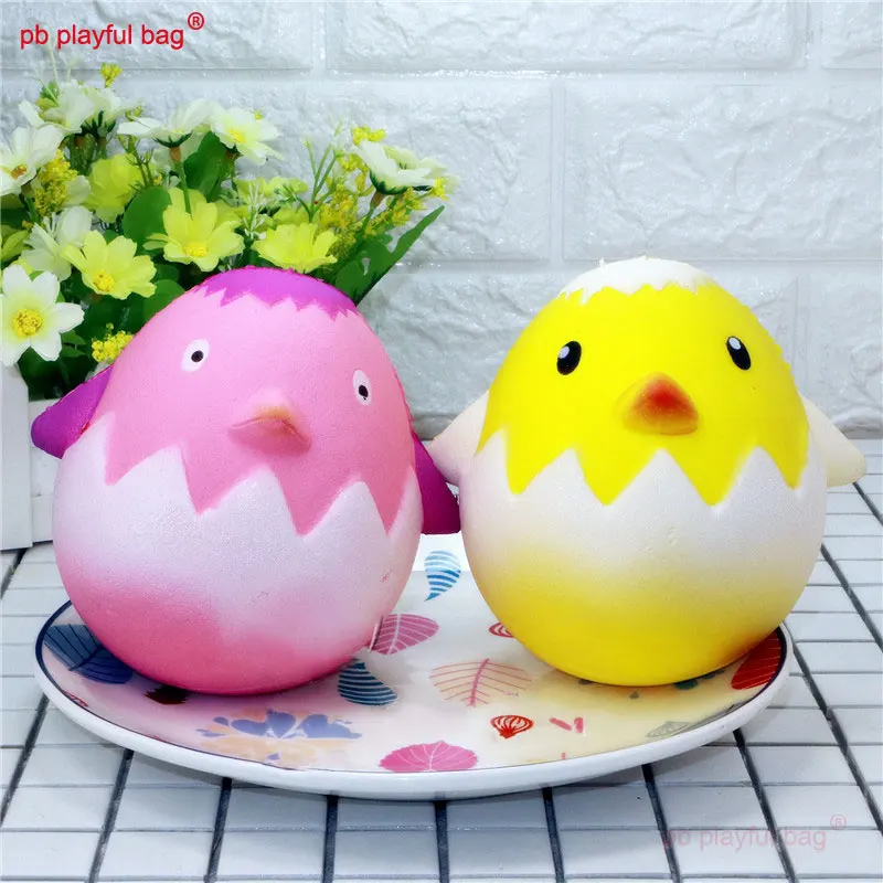 

PB Playful Bag Creative Squeezamal kawaii Squishy Squeeze chick Egg shell Children's decompression slow rebound toy Gift ZG85