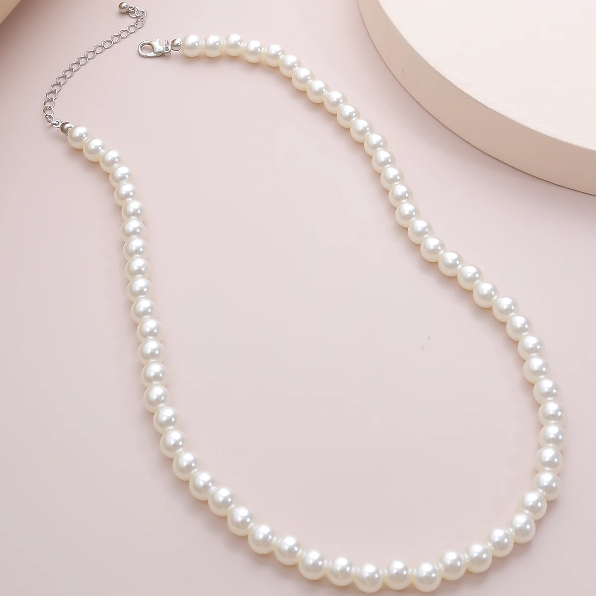 Simple Imitation-Pearl Beaded Short Choker Necklace for Men Trendy White Beaded Chains on Neck Accessories 2023 Fashion Jewelry