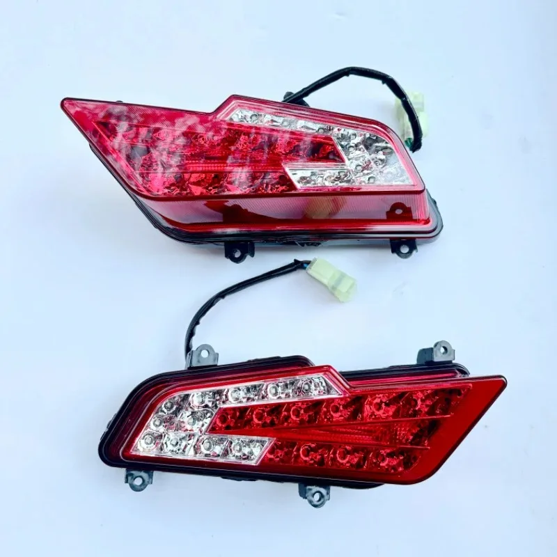 

For CFMoto Zforce Cforce 500AU-L 500 800 UTV Rear Left Right Taillight Tail Light 2015-2019 7000-160210-2000 7000-160220-20000