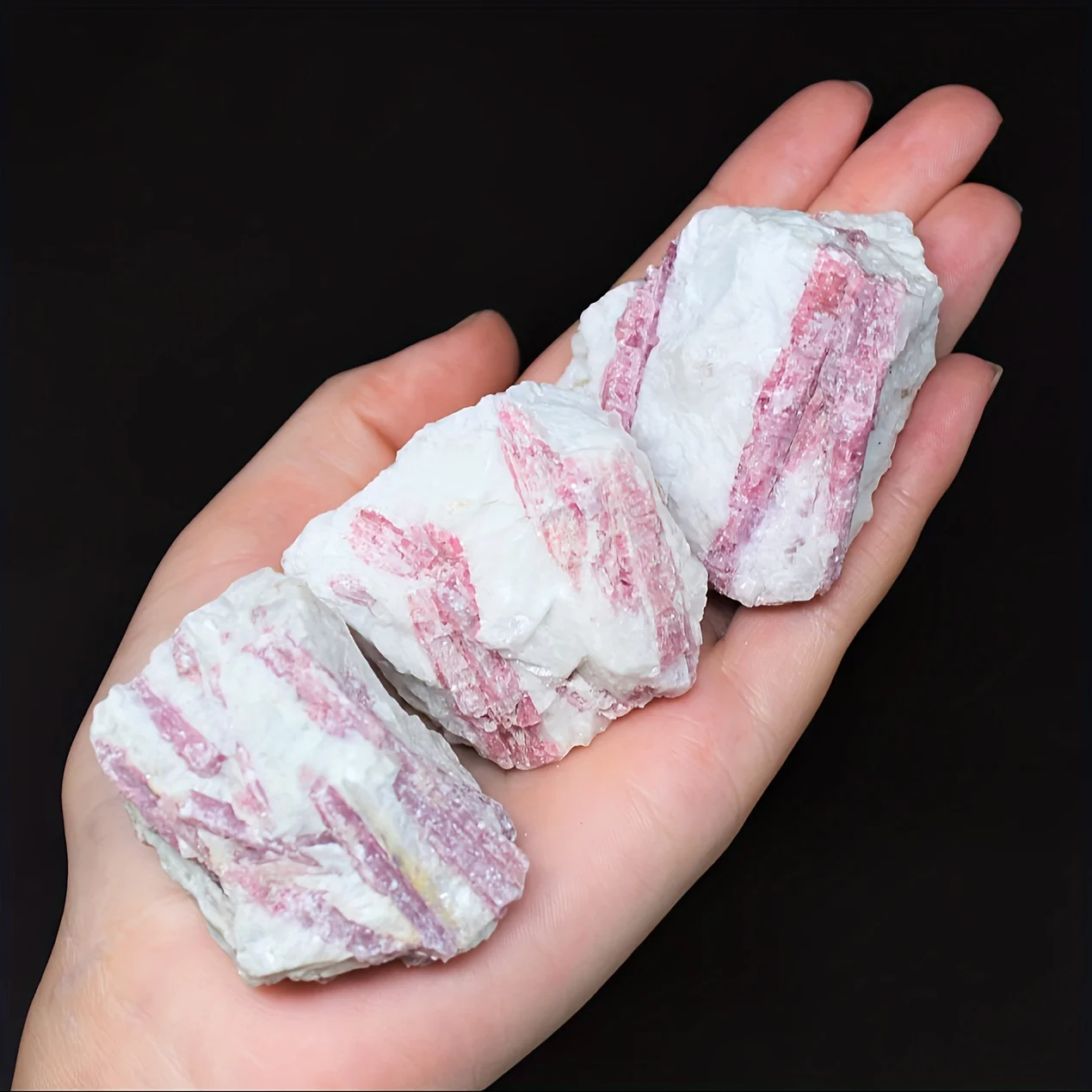 40-200g Natural Rough Red Tourmaline,Quartz Crystal Energy,Rough Rubellite,Rolling Stone,Degaussing Crystal,Mineral Specimens