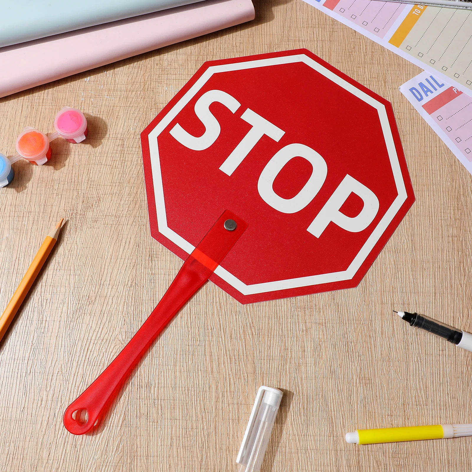 Handheld-Stoppschilder verbessern die Interaktion im Klassenzimmer. Paddel-Schilder für das Klassenzimmer. Stop-Paddel-Schilder. Klassenzimmer-Bewertungsbrett