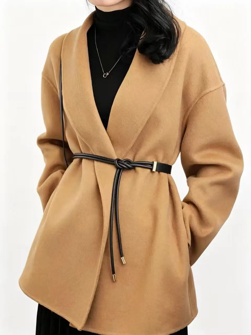 Pu Leather Rope Knotted Belt for Women, 2cm Wide, Decorative Accessory for Coats, Sweaters, Skirts, down Jackets, Waist Rope, Waist Belt, 130cm