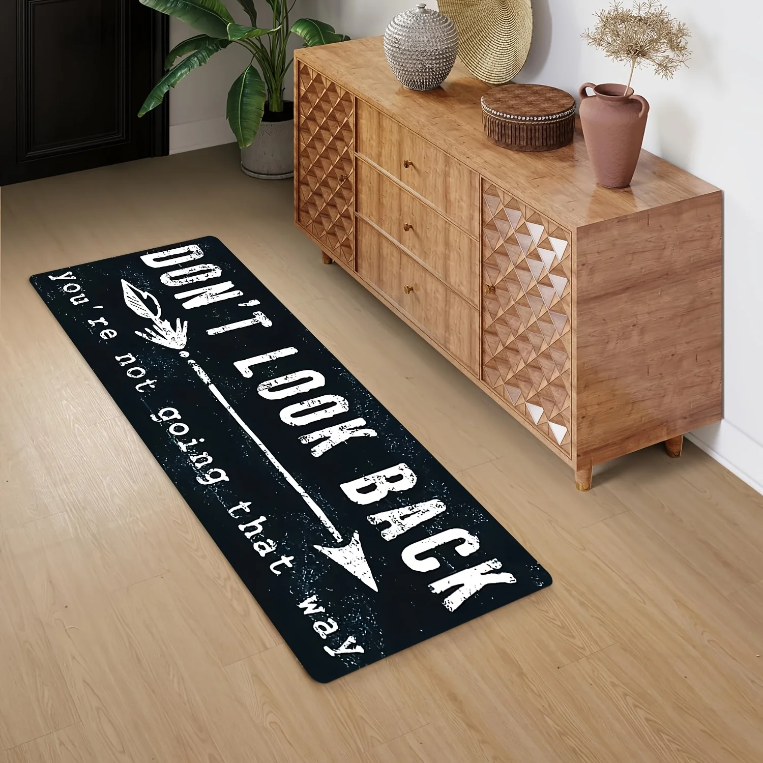 

Retro "Don't Look Back" Arrow Kitchen Mat, Non-Slip Washable Durable Floor Rug for Hallway, Kitchen, Bedroom, Entryway Decor