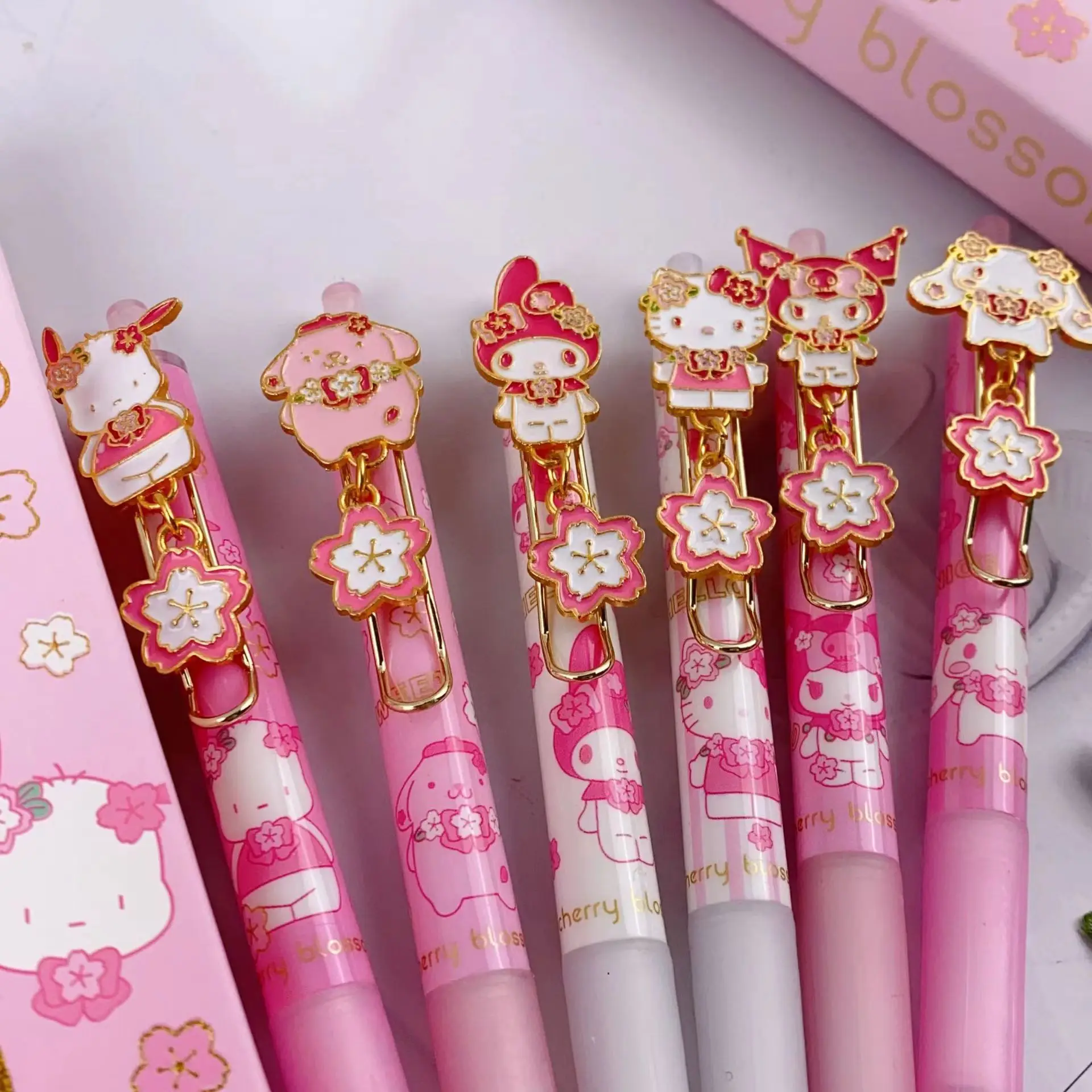 Stylo gel Sanurgente Pink Sakura Cartoon Festival, Mymelody, Kuromi, Cinnamoroll, Pochacco, Melon al Signature Pen, 6 pièces par boîte