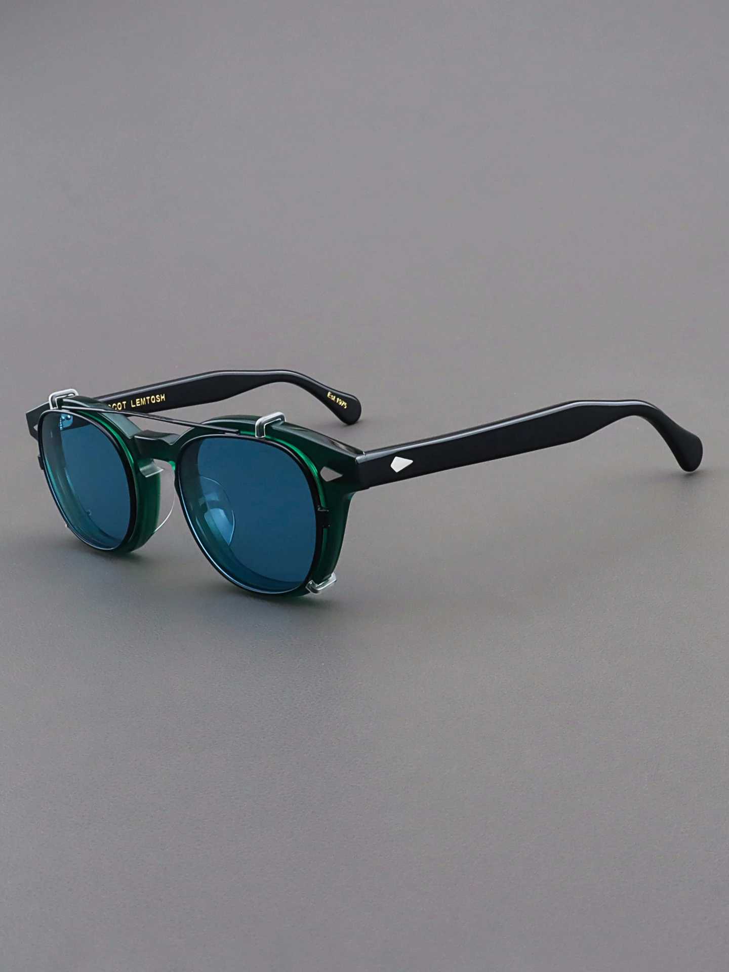 moscot-lemtosh-unisex-transparent-green-frame-sunglasses-black-legges-women's-style-blue-glasses-men's-style-spring-2026