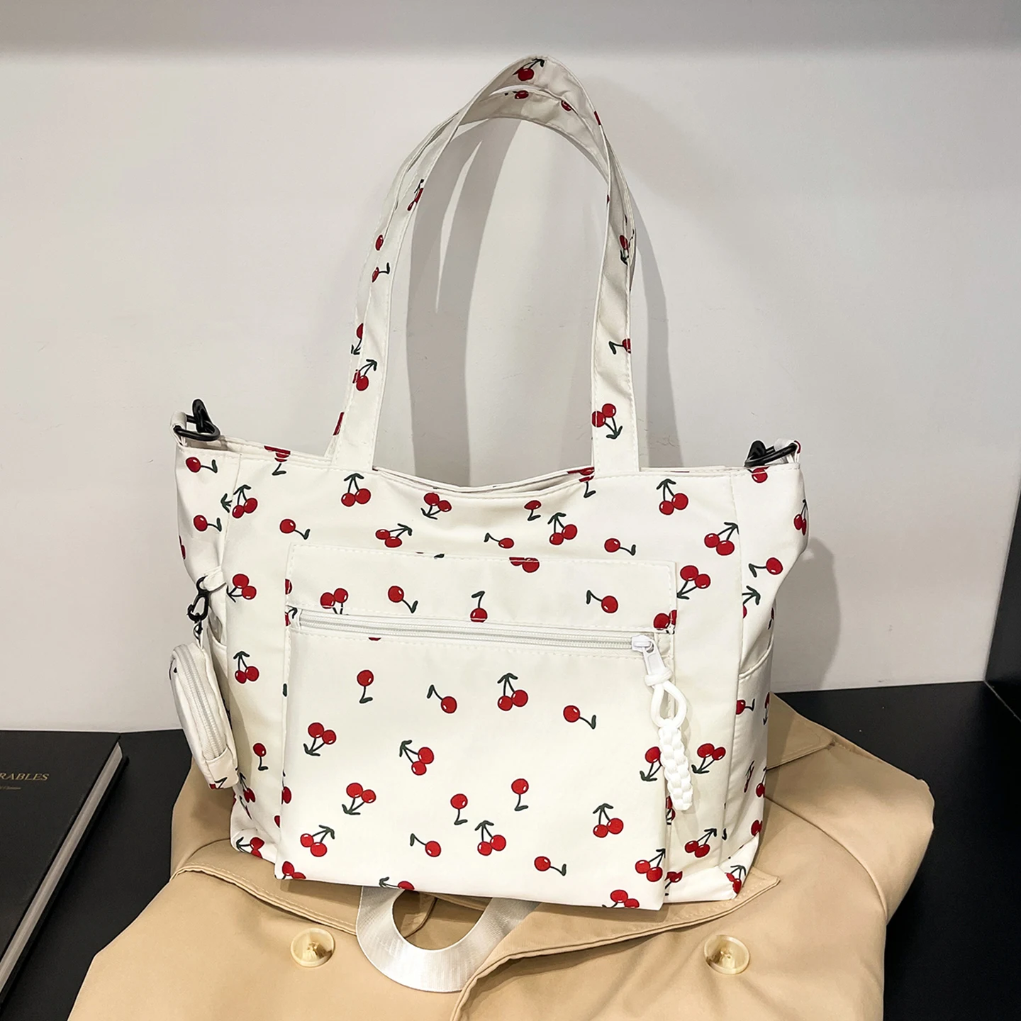 2025 New Cherry Print Canvas Tote Bag Large Capacity Single Shoulder Bag for Students Commuting Handbag Fashionable Korean Style