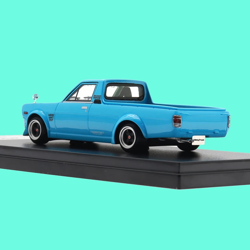 Scale 1:43 Car Model Toys Retro SUNNY TRUCK Car Collection Model Die Casting Craft Toy Gift Decoration Ornament