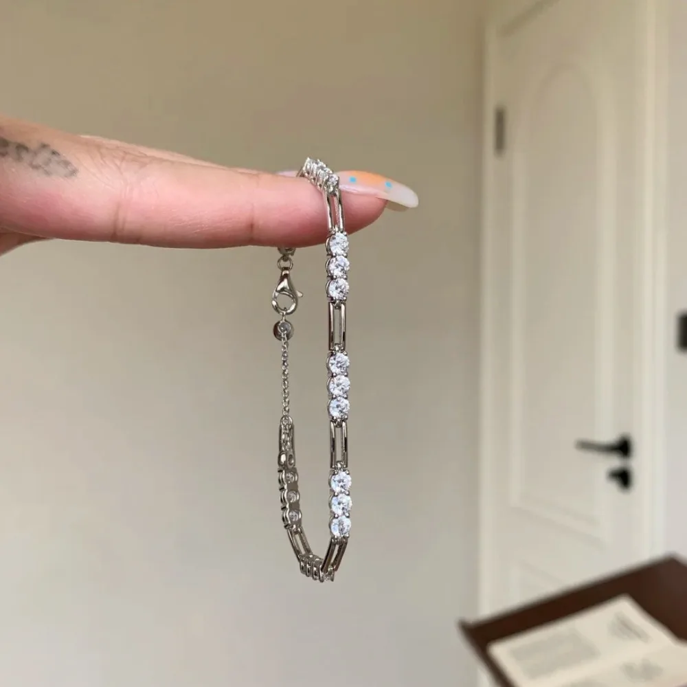 Simple 925 Sterling Silver Smooth Surface Spliced Chain Layered Bracelet with Round Diamonds