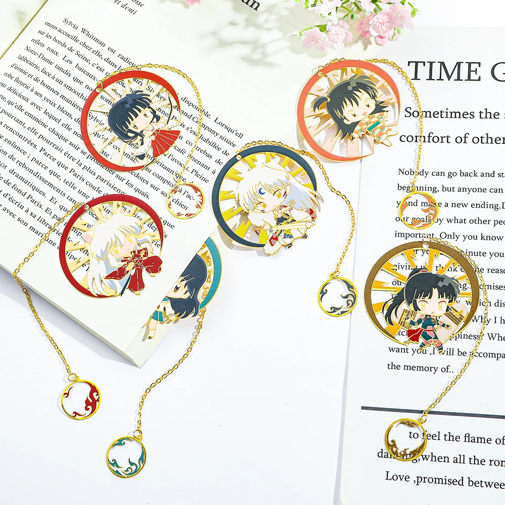 1PC cartoon Anime Character Hollow Design Pendant Bookmark, Page Marking Stationery Supplies, Can Also Be Used as a Pendant