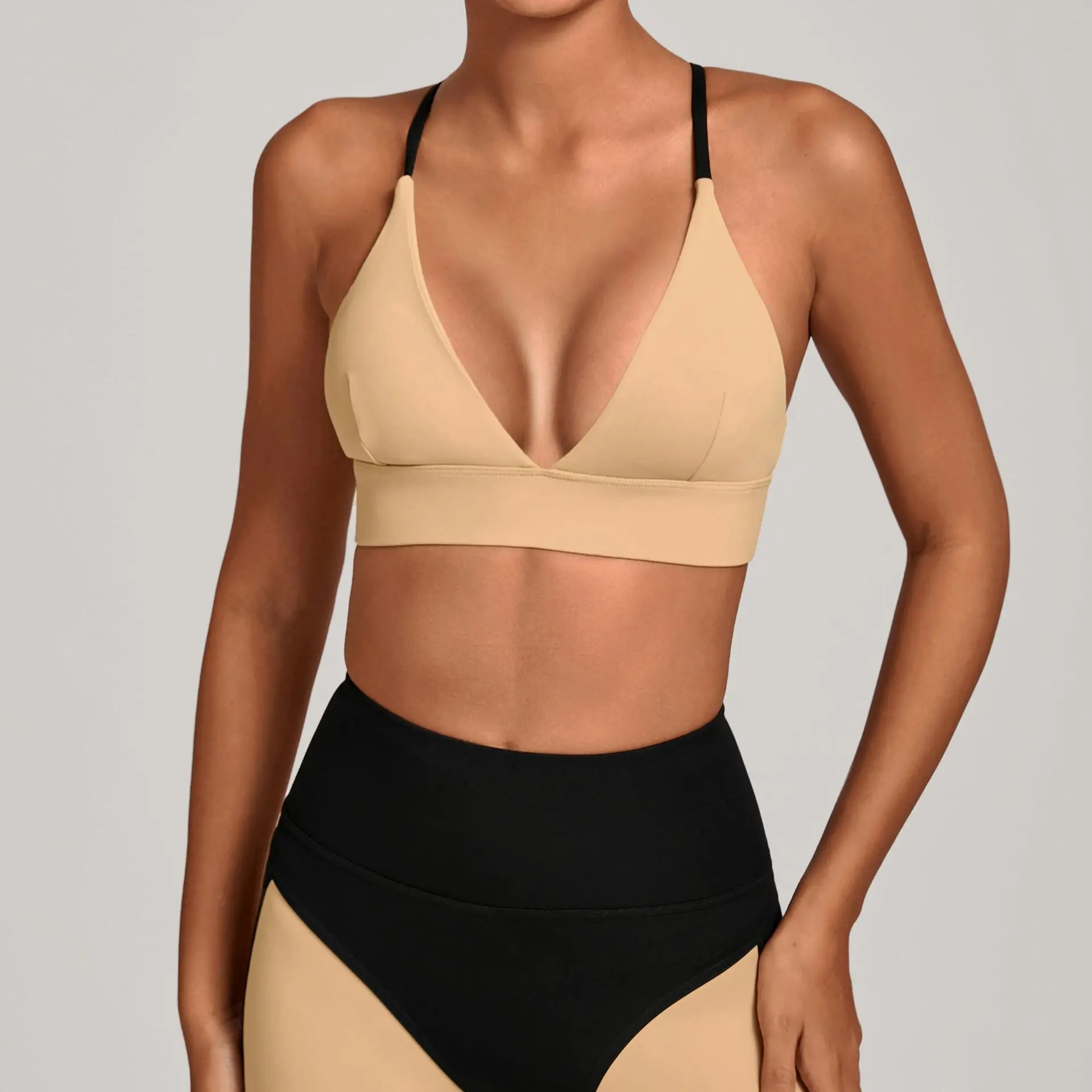 Women Sexy Gym Fitness Bra Deep-V Sports Top Breathable Yoga Bra Sports Underwear Female Workout Underwear Shockproof Crop Top