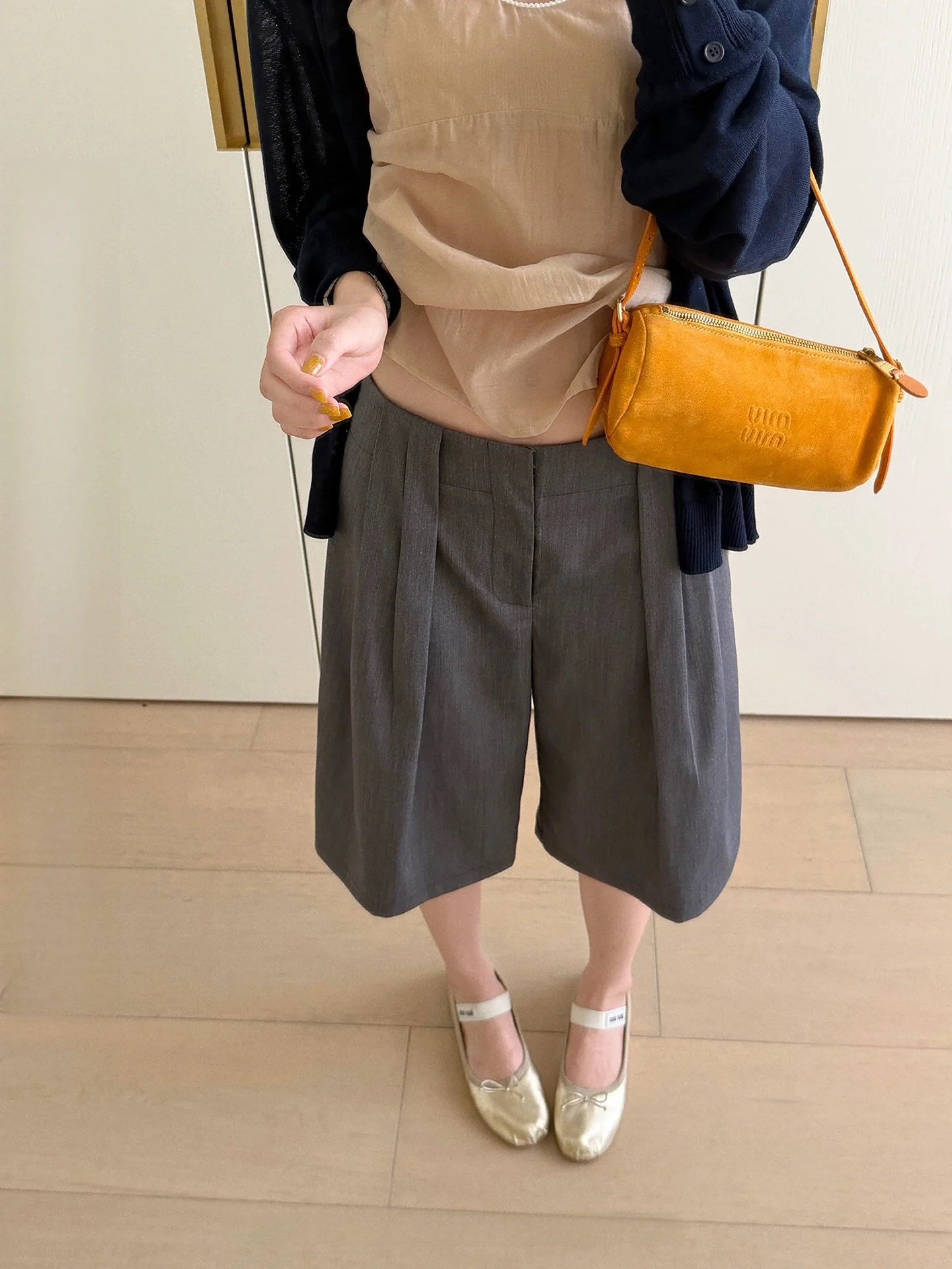 

NingSi Deep Grey Pleated Wide Leg Casual Pants Women Summer New Korean Style Loose Versatile Short Suit Pants Casual Style