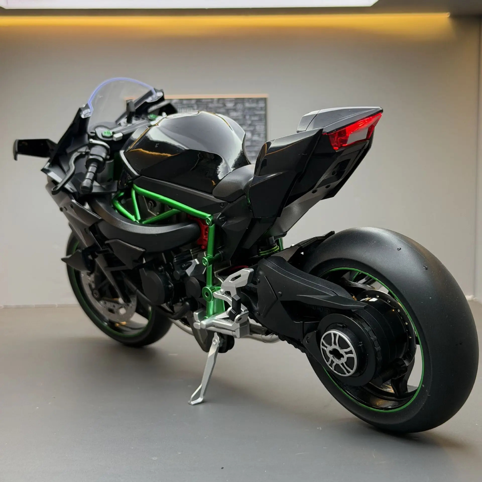 رذاذ 1:9 H2R دراجة نارية محاكاة ضوء الصوت سريع وغاضب مجموعة هدايا الأطفال قيمة العرض