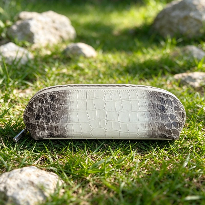Cowhide Crocodile Pattern Pen Holder Bag Large Capacity Portable Genuine Leather Storage Bag High-end Pen Case Small Travel Bag