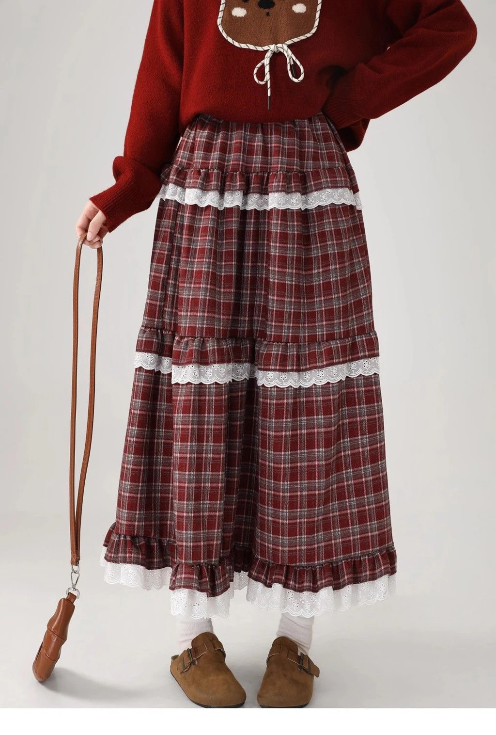 a retro Lolita red long checkered dress, a new sweet lace pleated skirt with a mid-length A-line and cute cake pleated skirt