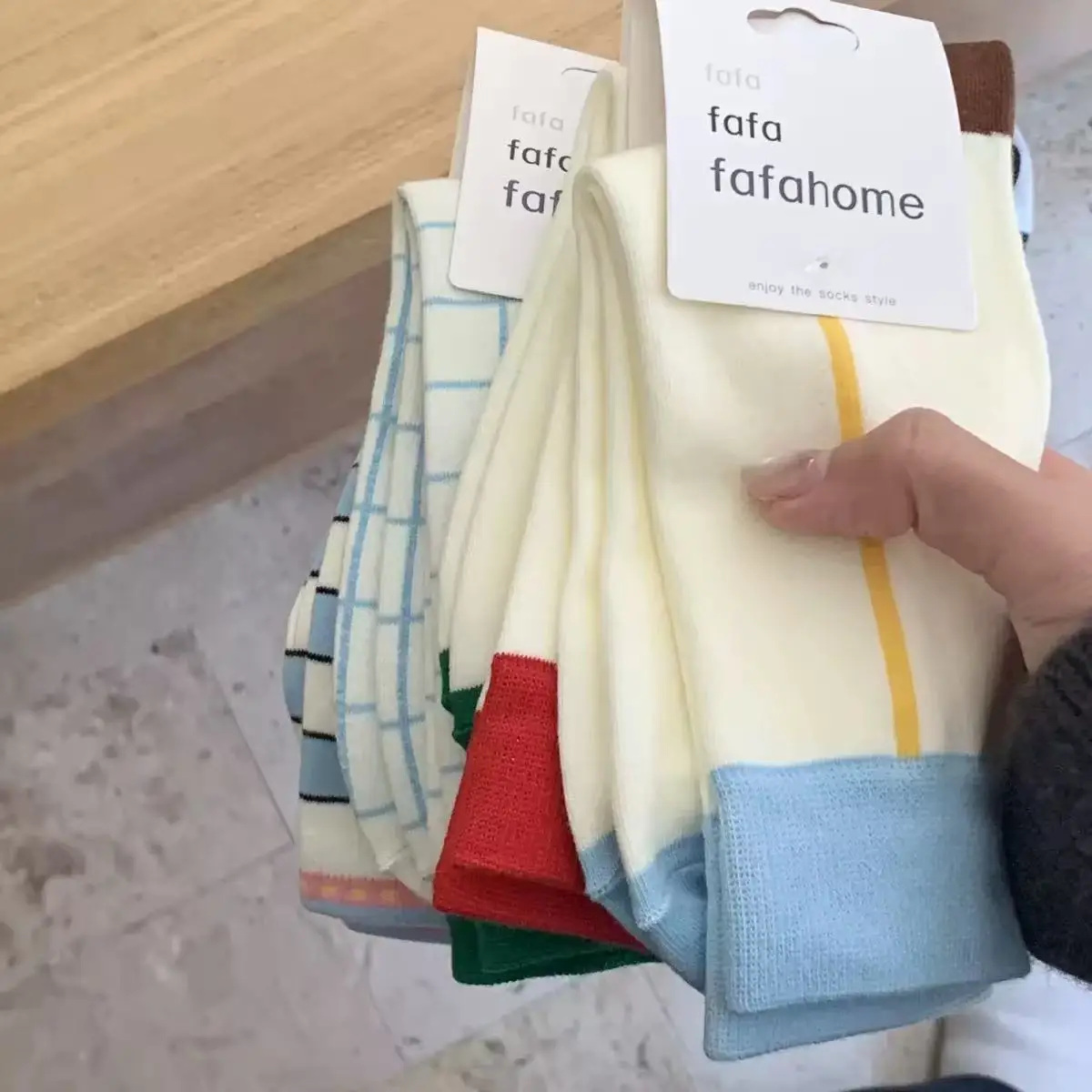 New Women's Socks for Spring and Summer in Ins, Dongdaemun, South Korea, with Colorful Stripes and Color Blocking Throughout the