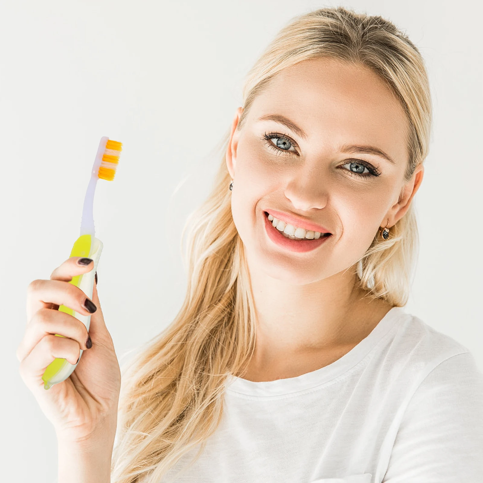 

6Pcs Foldable Oral Cleaning Brush Travel Size Toothbrush Lightweight for Outdoor Trips Daily Use Household Teeth Accessories