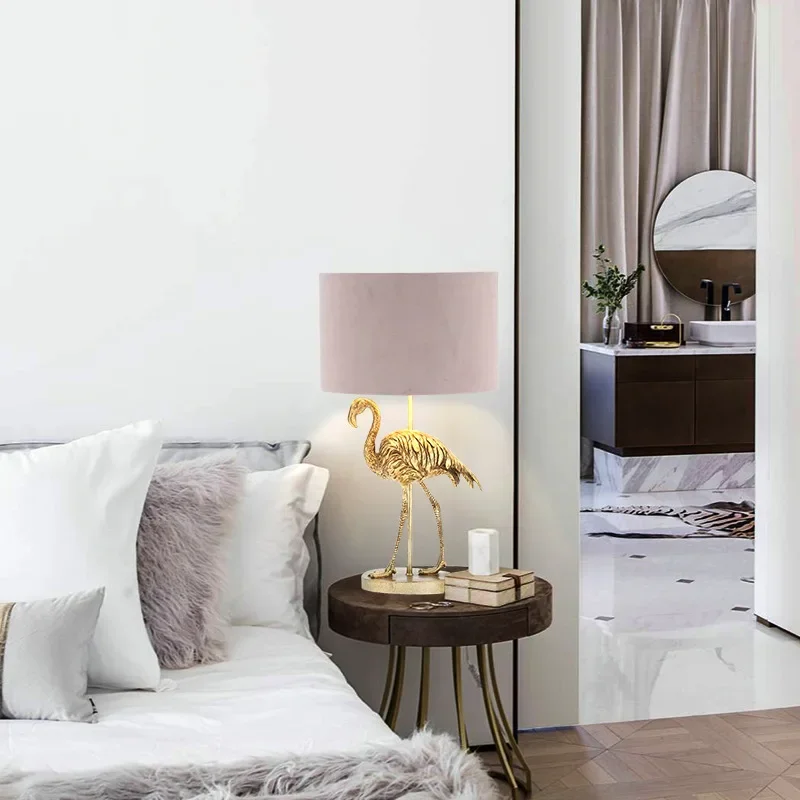 Nordic Flamingo Table Lamp Designer Villa Large Living Room Bedroom Retro American Master Bedroom Animal Decorative Bedside Lamp