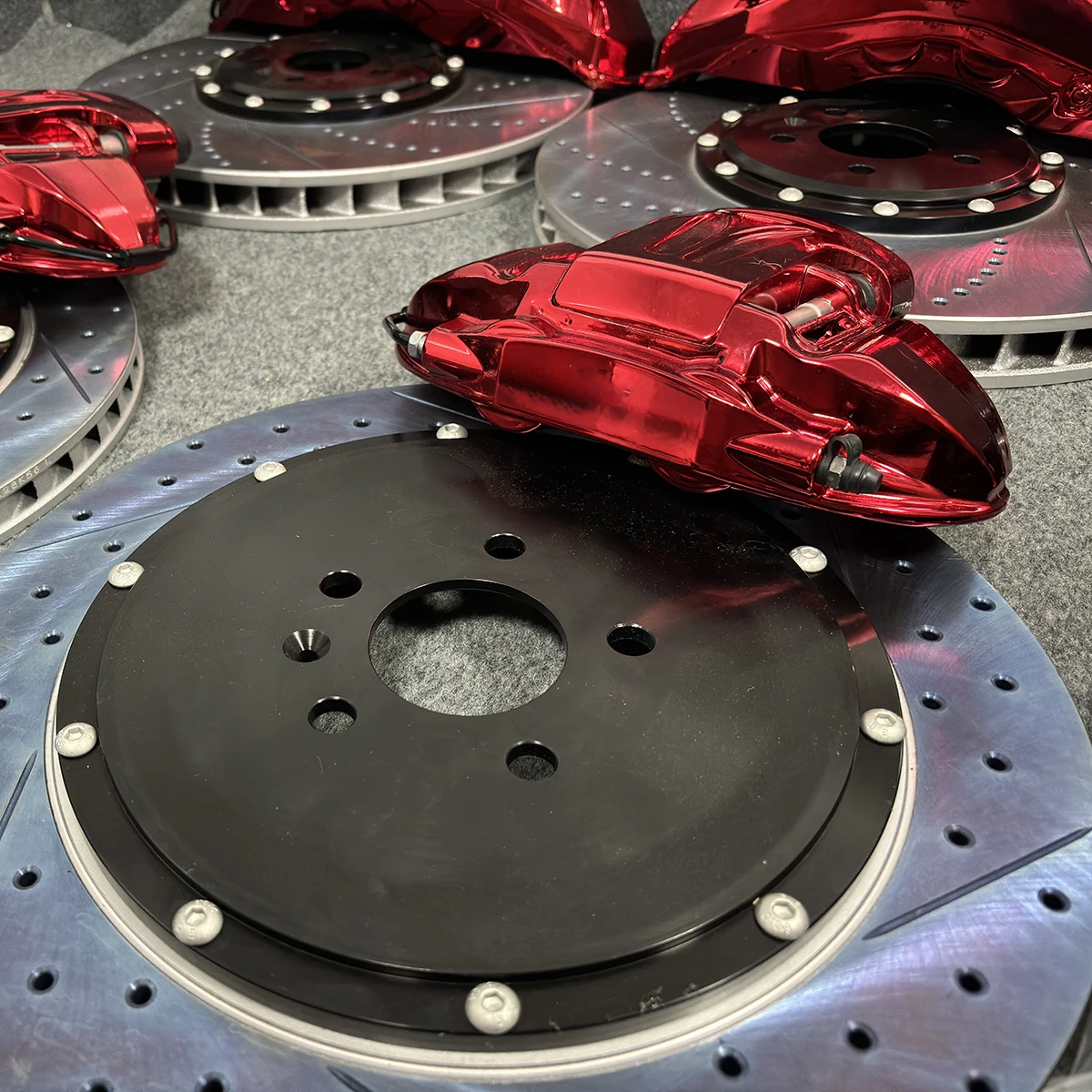 

with drilled and slotted disc brake kit 488 328 F8 SF90 F430 Large 10-can high-performance aluminium brake caliper kit