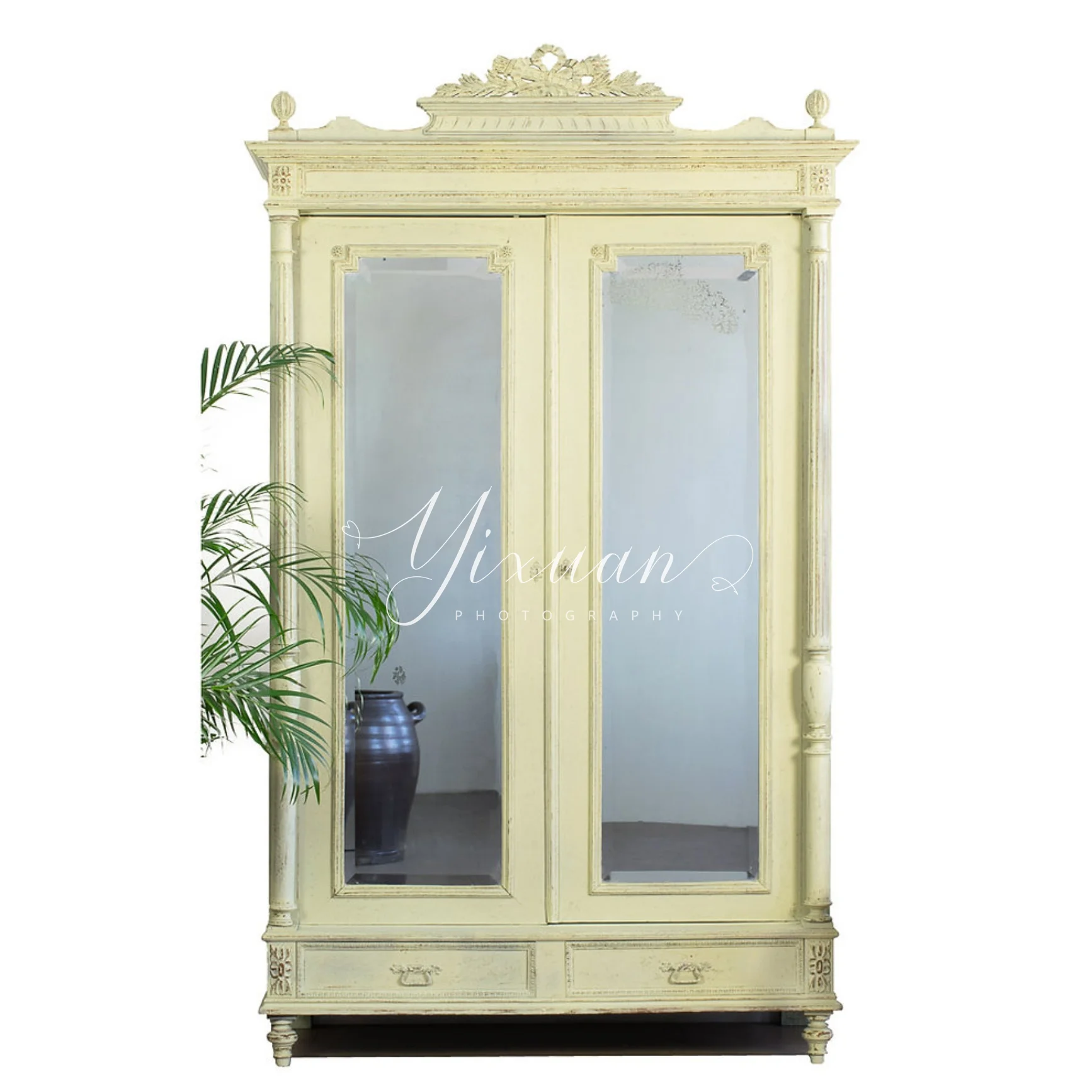 Armario antiguo tallado de madera maciza retro rococó americano