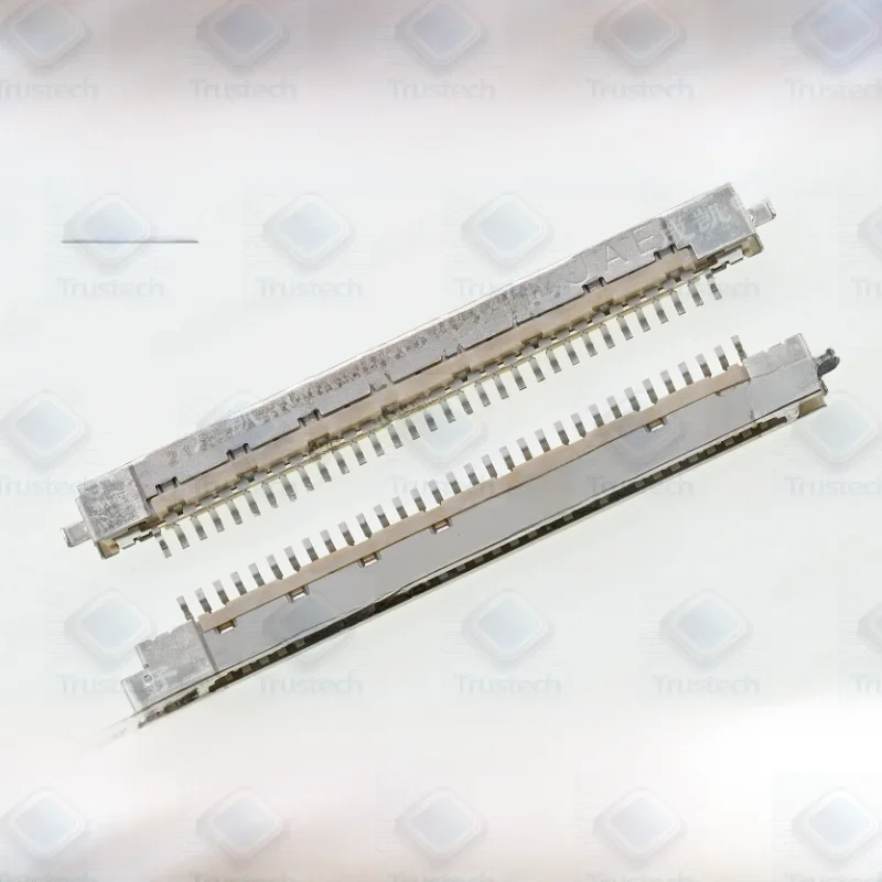 Original  FI-X30SSLA-HF-R2500  1.0mm Pitch 30-Pin LVDS LCD Screen Interface