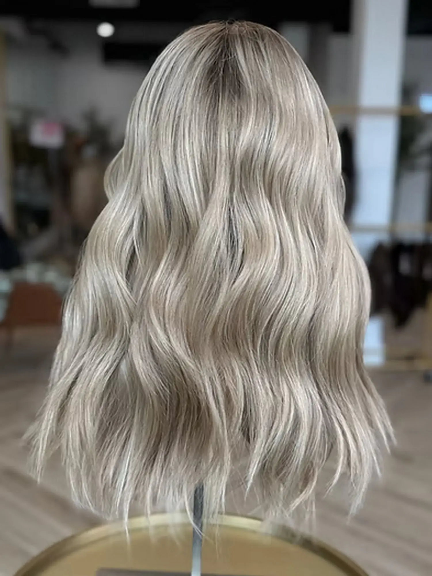 New Style 20 Inches Preplucked Hairline Ombre Ash Blonde Wig 180% High Density Body Wave Synthetic Hair Lace Front Glueless Wig