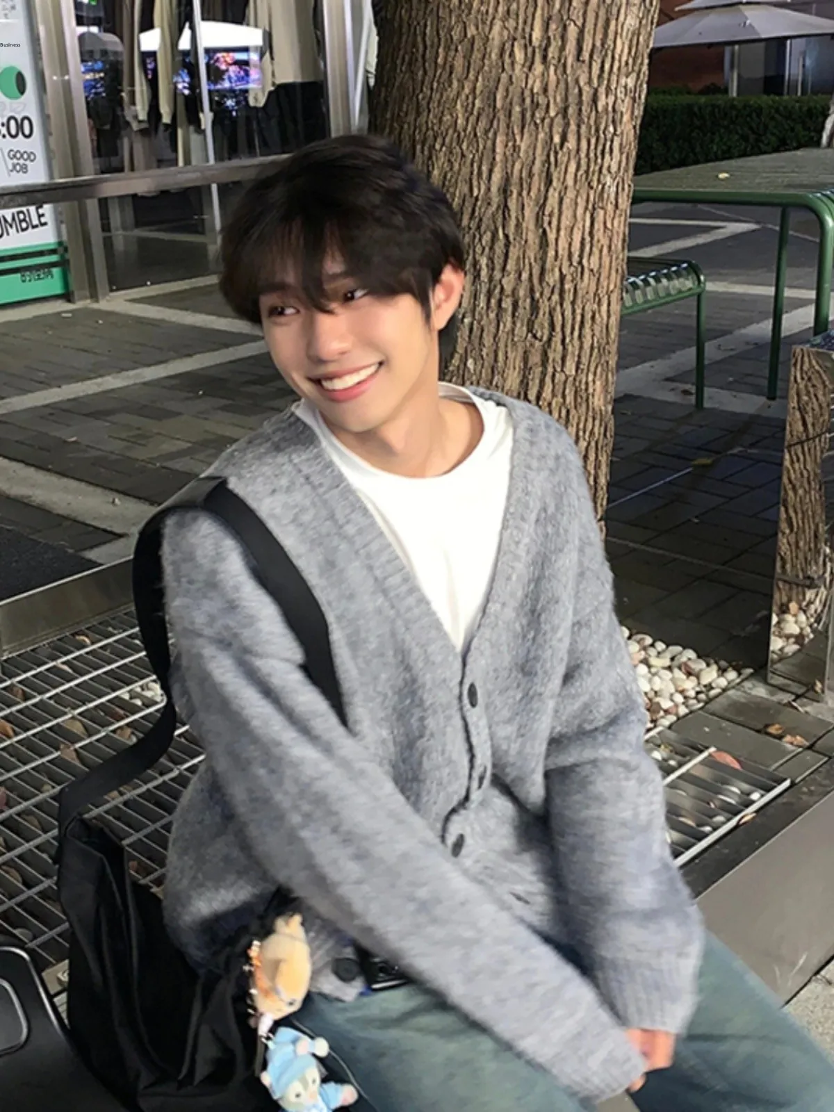 Ay V-Ne Knitted Swe… - image