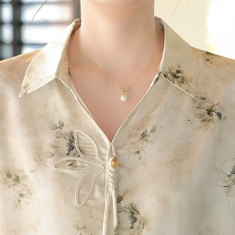 Nuova camicia estiva in stile cinese da donna nella moda estiva e top elegante e versatile