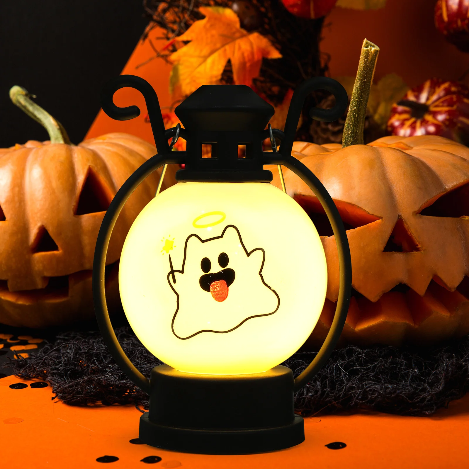 

Halloween Lantern Light Creative Small Night Lamp Retro Table Decoration Plastic LED Aperture Candlestick Festive Desktop Decor